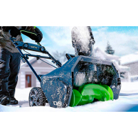 Снігоприбиральні машини: знайомимося та робимо правильний вибір