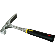 Молоток каменщика Stanley AntiVibe с весом головки 570 г 