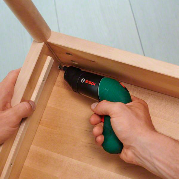 Акумуляторна викрутка Bosch IXO 6 Set
