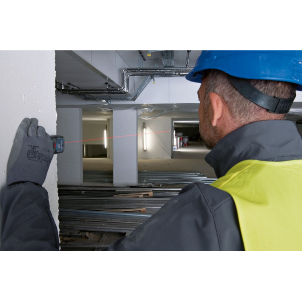 Лазерный дальномер Bosch Professional GLM 50-22 с чехлом