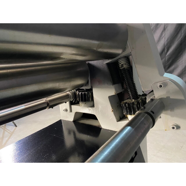 Вальцювальний верстат MAST Metalltechnik M-ESR-2020x3.0 400V