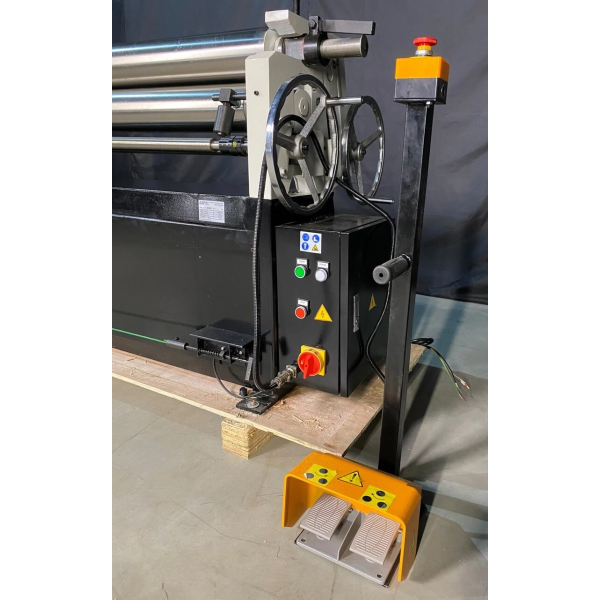 Вальцювальний верстат MAST Metalltechnik M-ESR-2020x3.0 400V