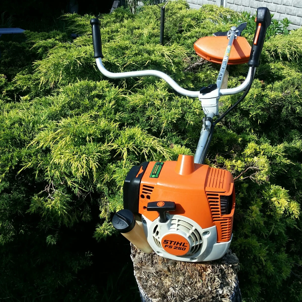 Мотокоса STIHL FS 250