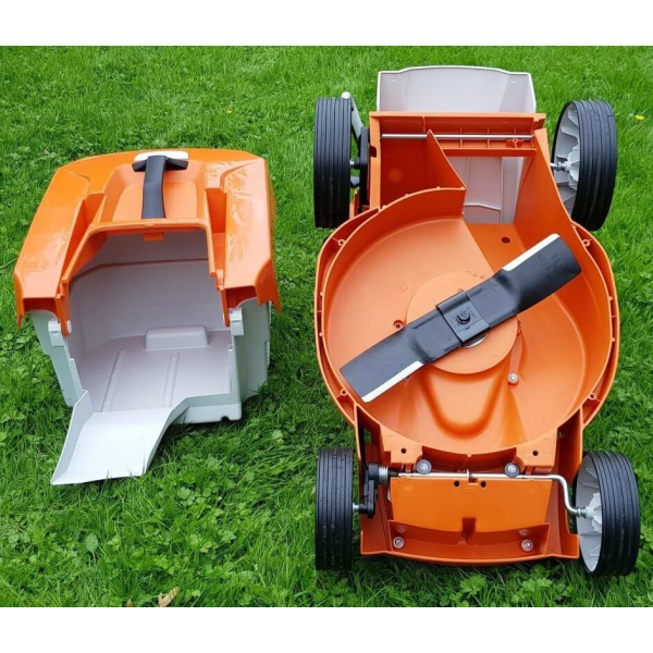 Акумуляторна несамохідна газонокосарка STIHL RMA 235.1 Set, з акб AK 20 4 Ah і з/п AL 101