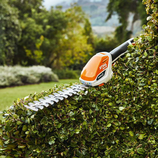 Акумуляторні ножиці STIHL HSA 26, без акб і з/п