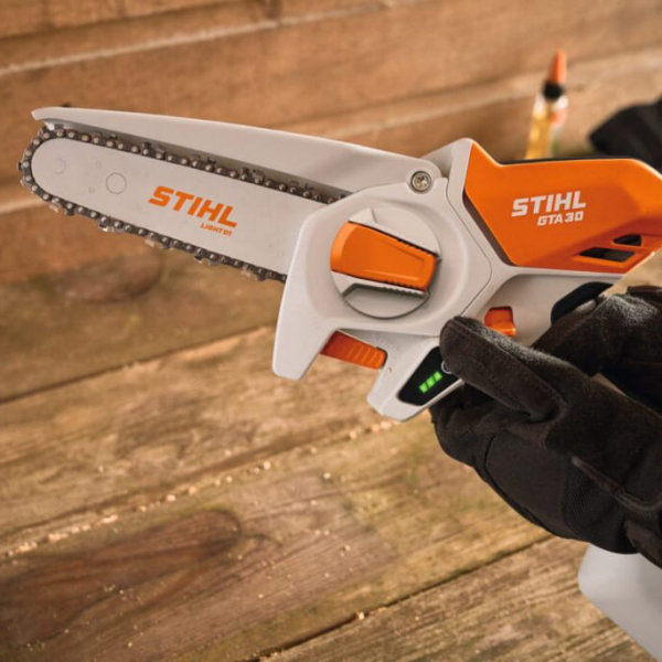 Акумуляторна ланцюгова мініпила STIHL GTA 30 SET, 2 акб 10.8 В 2.5 Ah, з/п AL 5-2, кейс